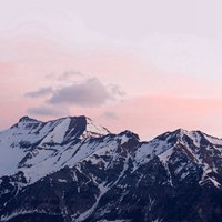 气势磅礴的陡峭山峰风景头像 (14)