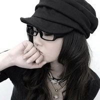 戴眼镜的女生头像唯美 (4)