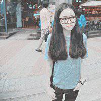 戴眼镜的女生头像唯美 (5)