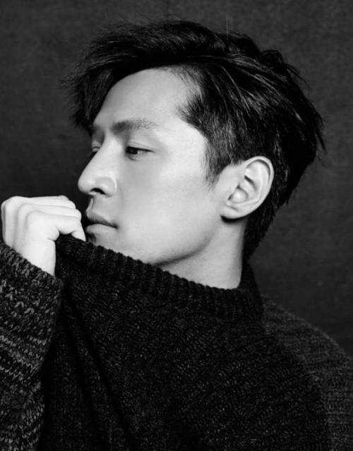 酷图片头像男特种兵点击鼠标右键下载_微信头像特种兵带枪点击