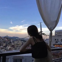 成熟女性性感一点的女士头像 (18)