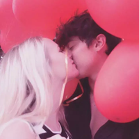 唯美浪漫的欧美情侣头像一对两张 (16)