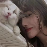 韩系女生抱猫头像高清 抱猫的女生韩系头像 (20)