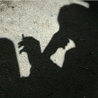 一个黑色影子在笑的大头像 (13)