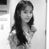 长头发黑眼睛的一组黑白女头专题 (11)