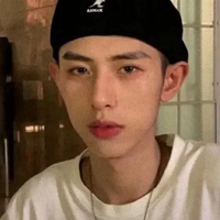 小众，但很好看的一些帅哥头像 (14)