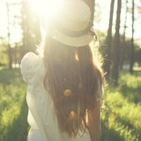 微信头像女生侧身低头 (16)