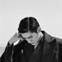 找个有沧桑感的微信头像  黑白气质有沧桑感男人头像 (5)