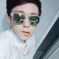 戴墨镜叼烟的大佬头像 (13)