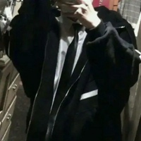 来一波领带男骚头像 凑 拿图