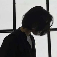 黑白头像女生背影短发 女生短发背影黑白系头像 (17)