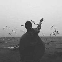 男生头像黑白背影霸气 黑色男头像霸气帅气背影 (20)